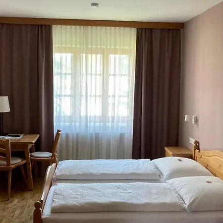 Hotel Zoechbauer Gaestehaus - Garni Kapelln